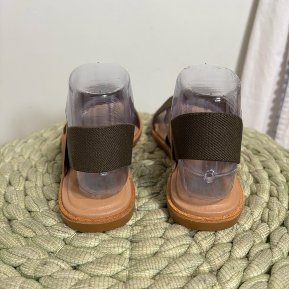 Sorel Ella II Two Strap Sandal Green/Tan Sporty Elastic Strap Flat Sandals NWOB - Picture 11 of 15